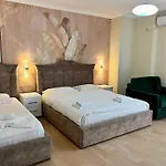 The Wish Appartement Golem (Tirana)