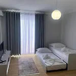 The Wish Apartament Golem (Tirana)