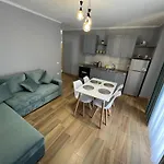 The Wish Appartement Golem (Tirana)