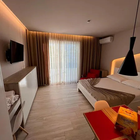 The Wish Appartement Golem (Tirana)